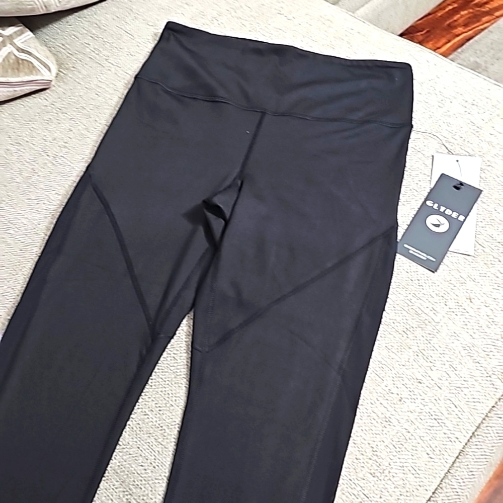 GLYDER Yoga Leggings High Rise Black size medium nwt